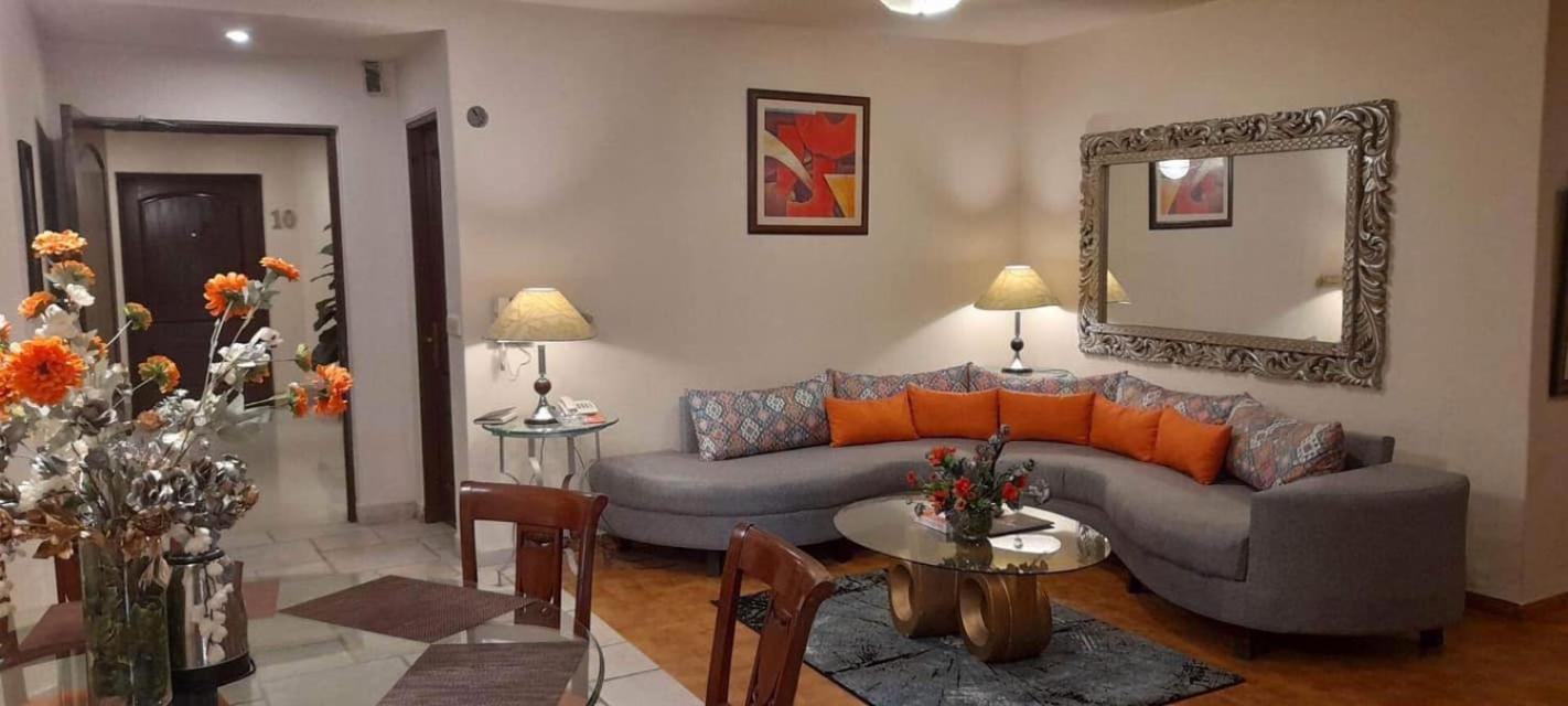 Maisonette Hotel & Apartments ラホール エクステリア 写真