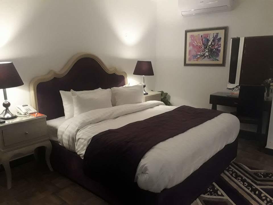 Maisonette Hotel & Apartments ラホール エクステリア 写真