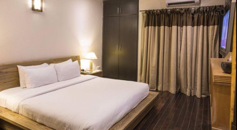 Maisonette Hotel & Apartments ラホール エクステリア 写真